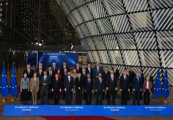 Dodatni poticaj politici proširenja Europske unije; Hrvatska se posebno zalaže za napredak BiH u pregovaračkom procesu